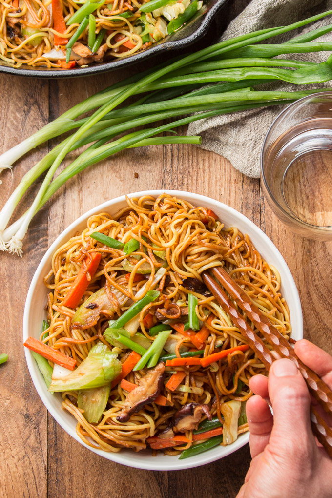 Vegetable Chow Mein – Cakes & Pans